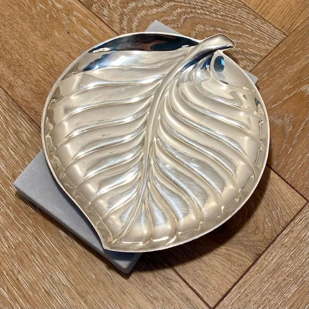 International Silver Company Vintage Pattern 8198 Leaf Serving Tray